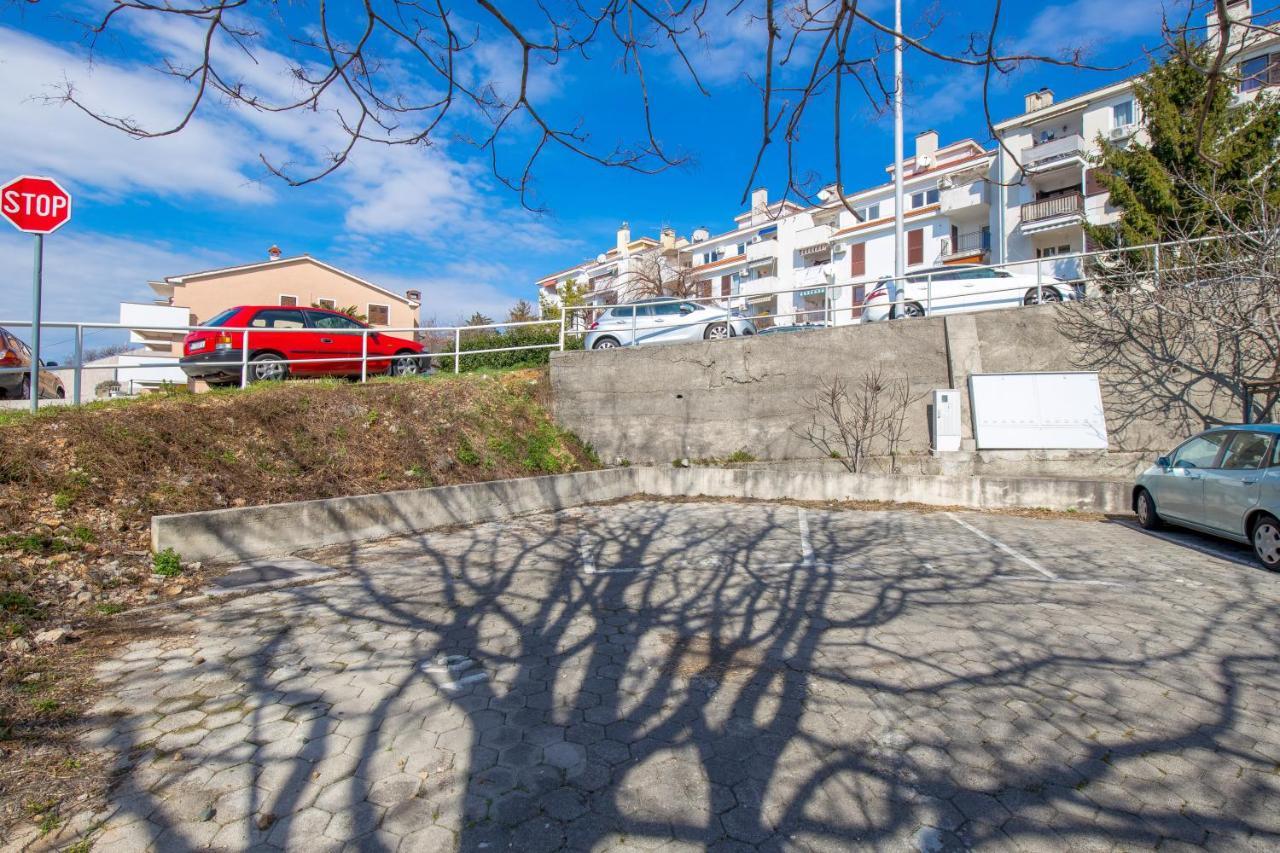 Apartman Iris 2 -Rijeka Lägenhet Exteriör bild