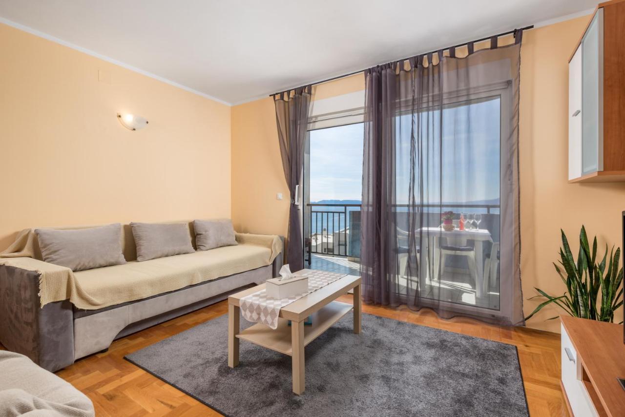 Apartman Iris 2 -Rijeka Lägenhet Exteriör bild